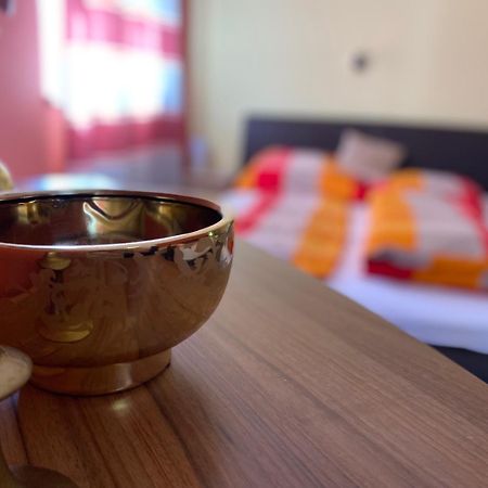 Borostyan Apartmanhaz มูราฮาลอม ภายนอก รูปภาพ