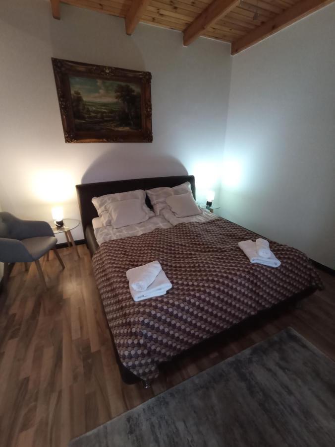 Borostyan Apartmanhaz มูราฮาลอม ภายนอก รูปภาพ