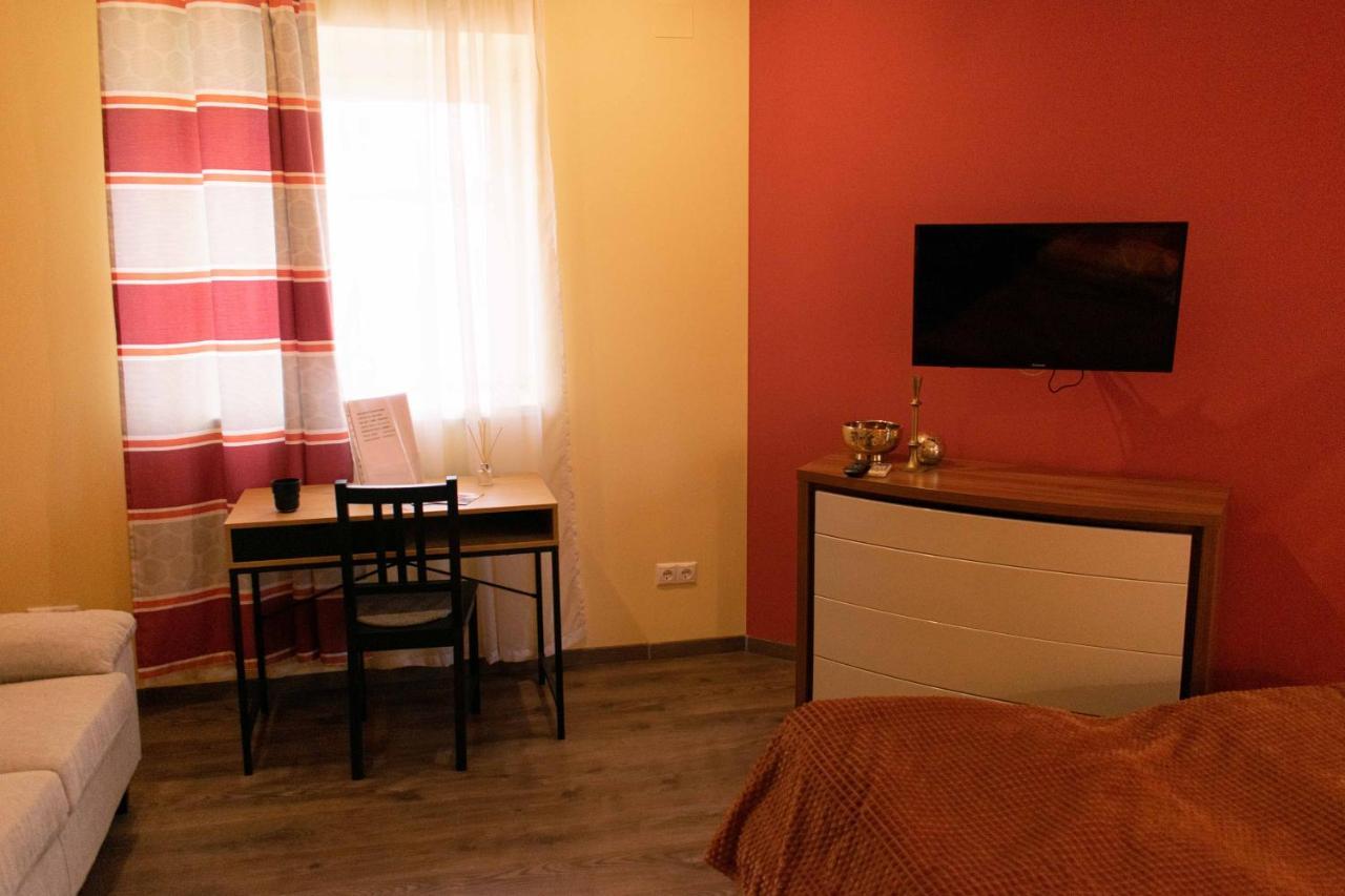 Borostyan Apartmanhaz มูราฮาลอม ภายนอก รูปภาพ